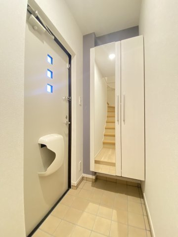 グローリアの玄関