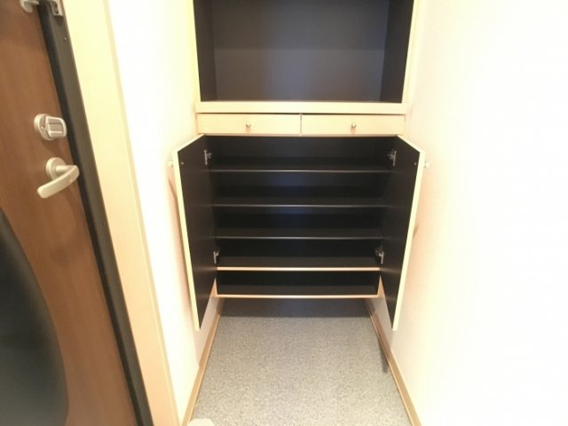 フローラル Ａの内装|収納