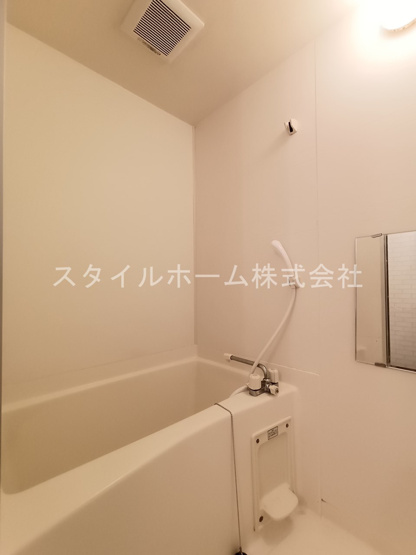 【浴室】 | ウイングコート東小田原B | 別部屋写真です。