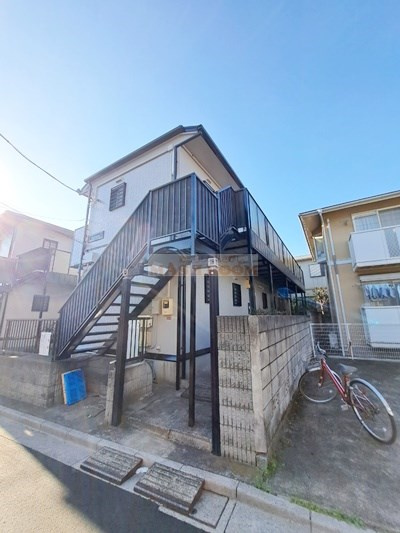 ハイライフB棟の外観
