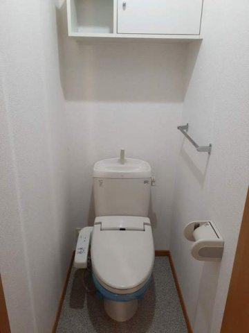 サンライズヒルズのトイレ|ゆったりとした空間のトイレです