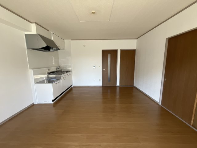 サンローヤルの居間・リビング