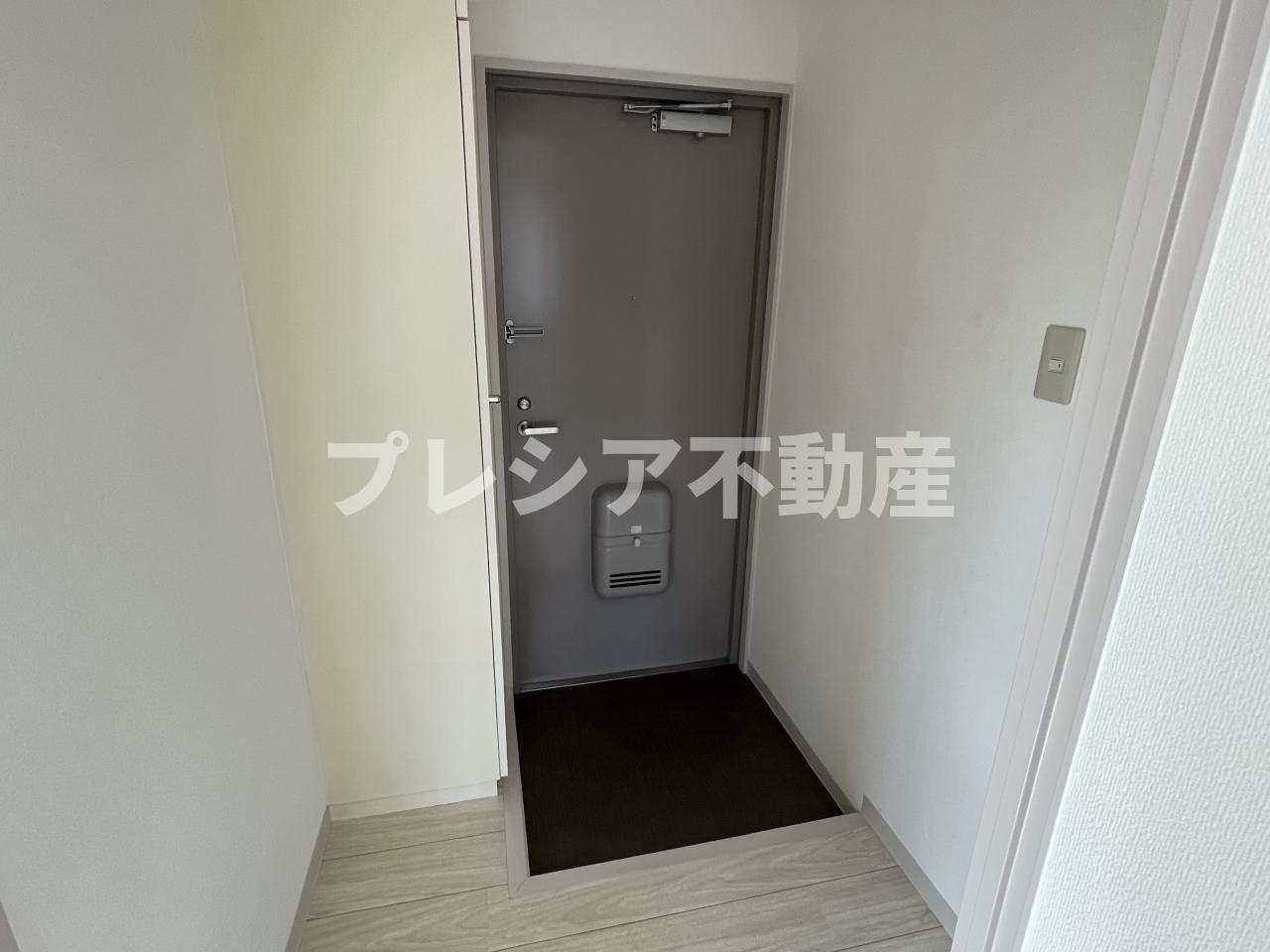 ドムール甲子園の玄関