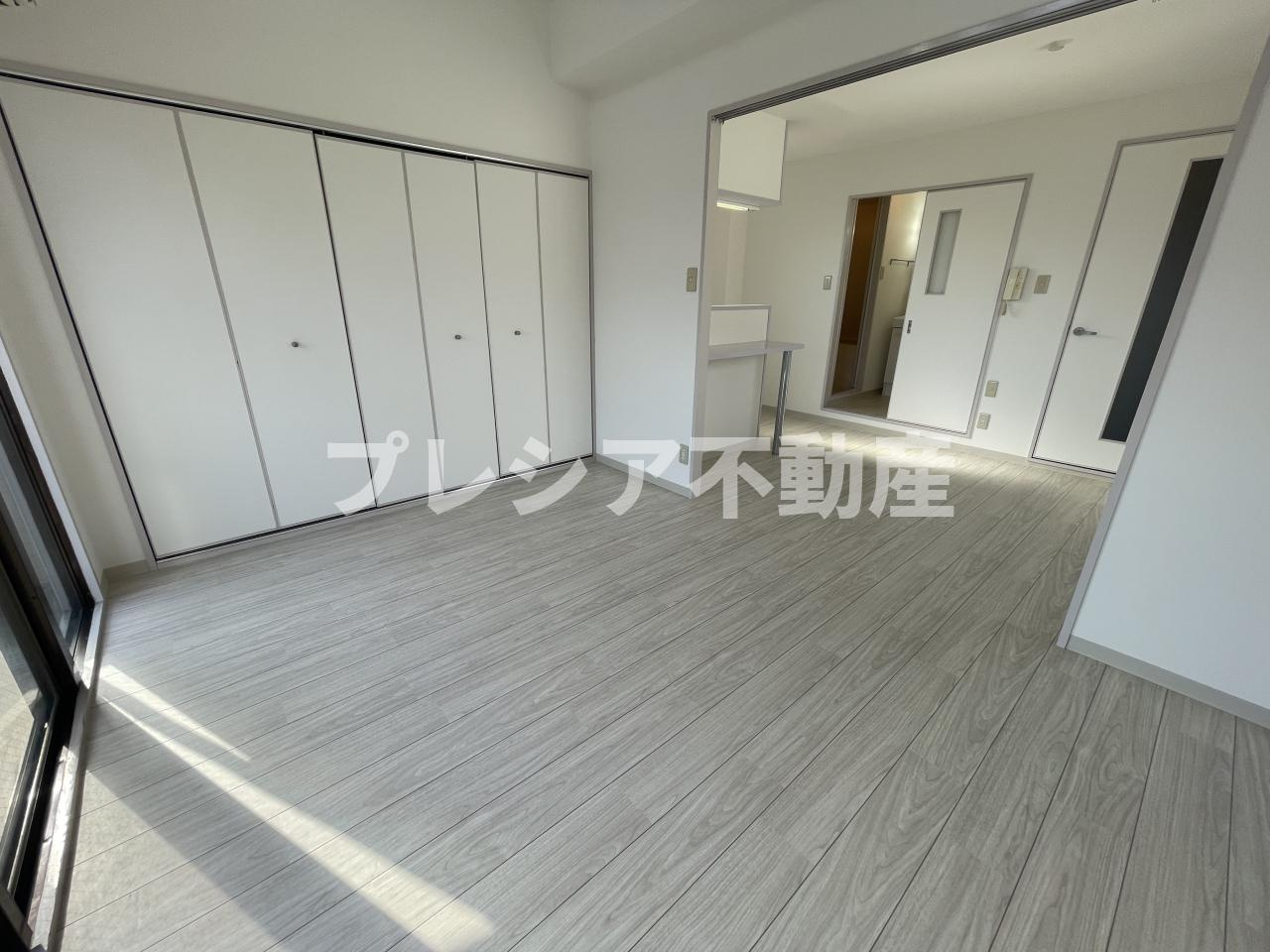 ドムール甲子園の洋室
