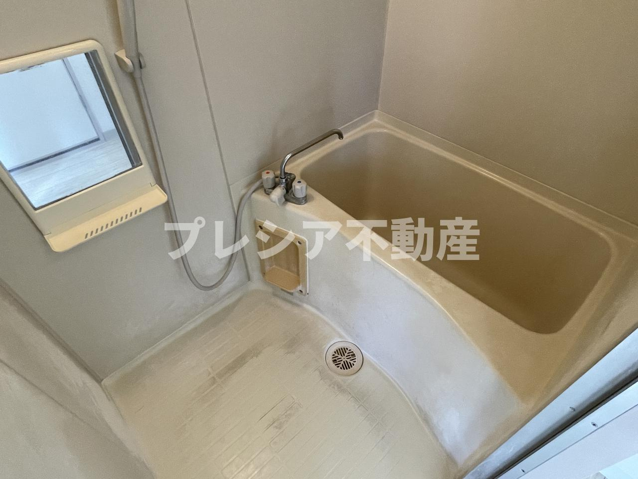 ドムール甲子園の浴室
