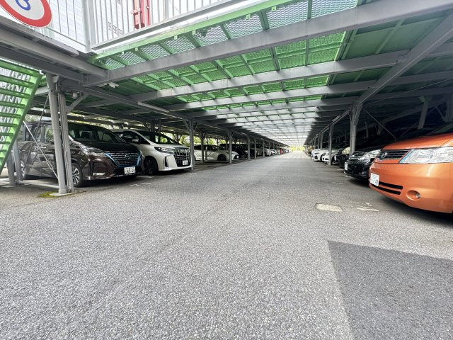 ファミール浜園の駐車場|便利な平置き駐車場