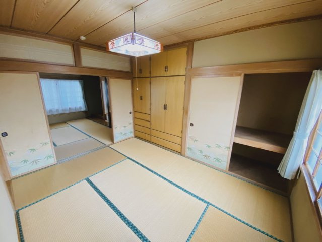 上川町花園戸建の和室