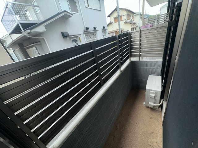 クリスタルハイツ土山のバルコニー