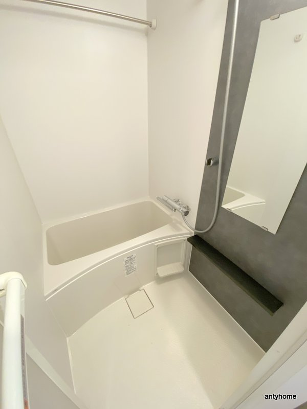 エスリードレジデンス大阪福島サウスフラッツ　仲介手数料無料の浴室