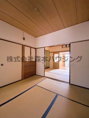 【和室】 | 　門真市末広町2貸家 | い草の香りが落ち着く素敵な和室です
1階