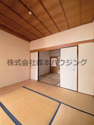 【和室】 | 　門真市末広町2貸家 | 畳の上でゆっくりとくつろげる和室です
1階