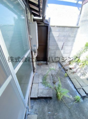【設備】 | 　門真市末広町2貸家 | 洗濯機置き場です