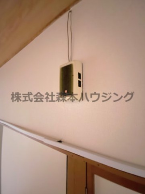 【セキュリティ】 | 　門真市末広町2貸家 | 玄関チャイムです