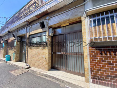 【エントランス】 | 　門真市末広町2貸家 | 落ち着いたエントランスです