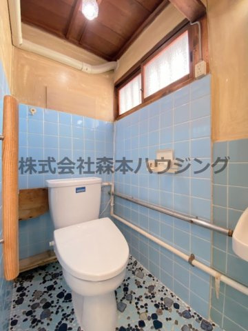 【トイレ】 | 　門真市末広町2貸家 | 落ち着いたトイレです