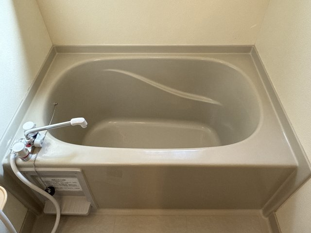 プランドールＦの浴室