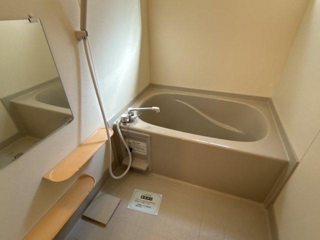 プランドールＦの浴室