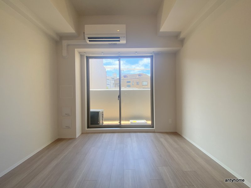 エスリード弁天町桜通レジデンス　仲介手数料無料の居間・リビング