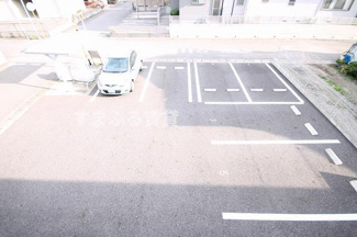 【駐車場】