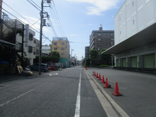 江戸川区松江１丁目の倉庫の周辺