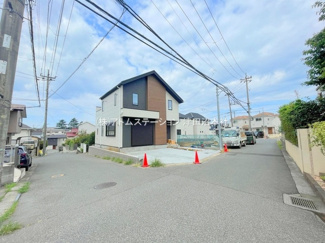 【前面道路含む現地写真】