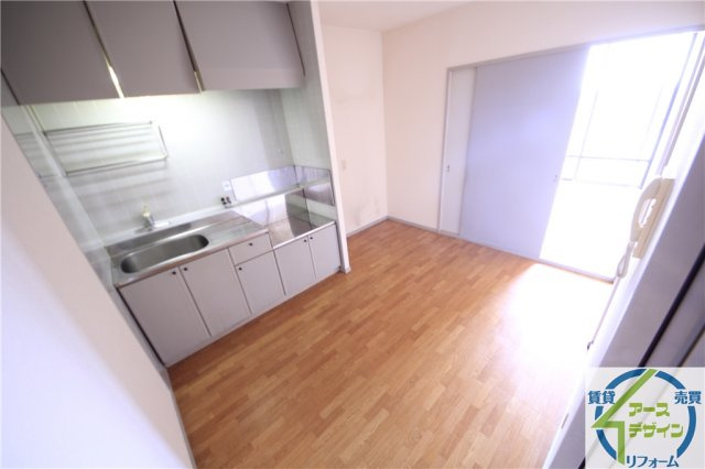 サングレース北別府の居間・リビング|こちらの居間で趣味の時間をお楽しみください