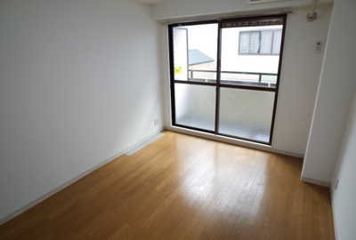 【寝室】 | ブラウンコート