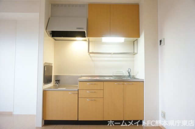 熊本市東区花立３丁目のアパートのキッチン