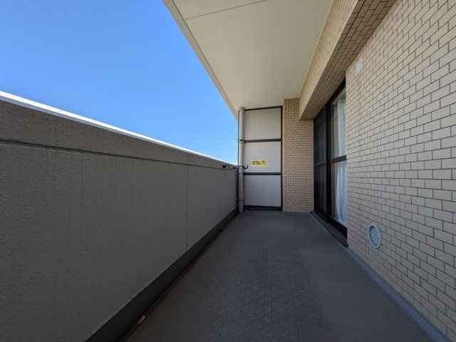 【バルコニー】