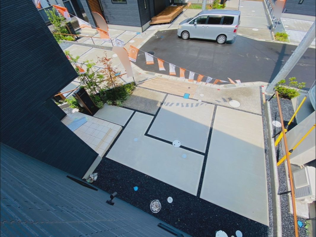 寺台　新築戸建て　ナリタリンクスプレイス　３０号棟の駐車場