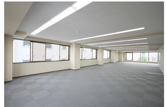 烏丸通大坂町事務所のロビー