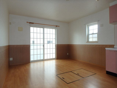 【居間・リビング】 | ネイ・クラルテ | 別部屋写真です。