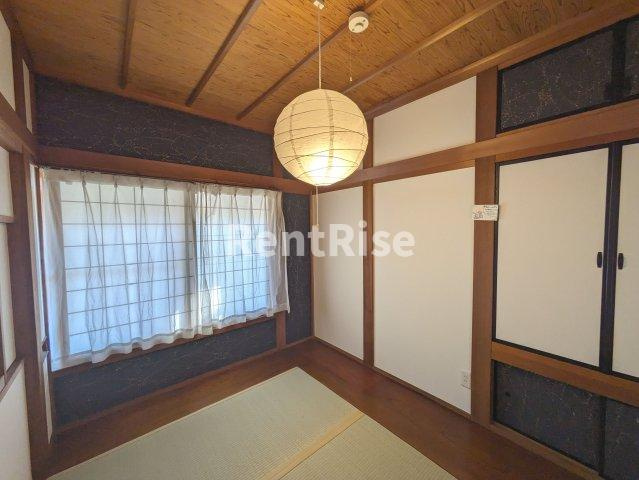 ラ・ファミリア～太陽とお庭のひととき～の和室