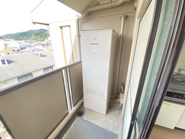 【設備】 | オーシャン柏原 | 電気温水器