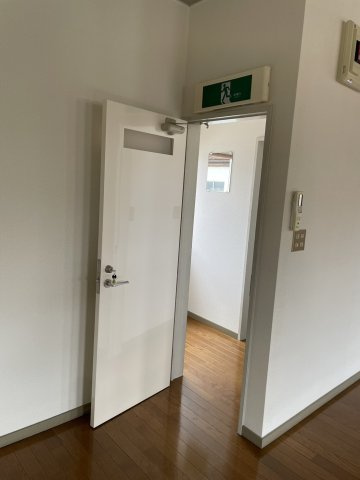 蔵王半郷テナント（事務所）の収納