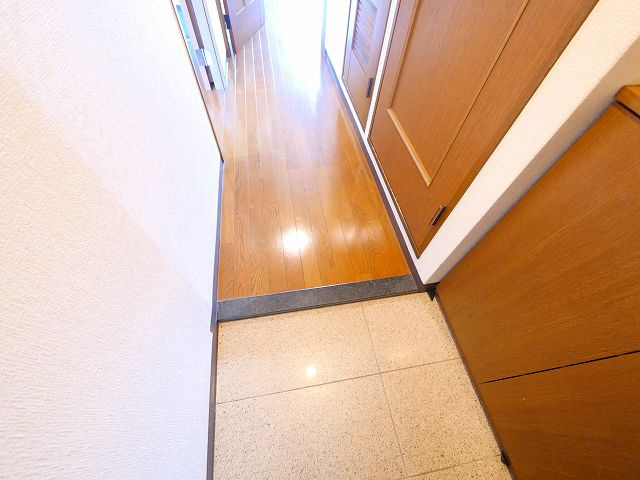 レストパレスの玄関