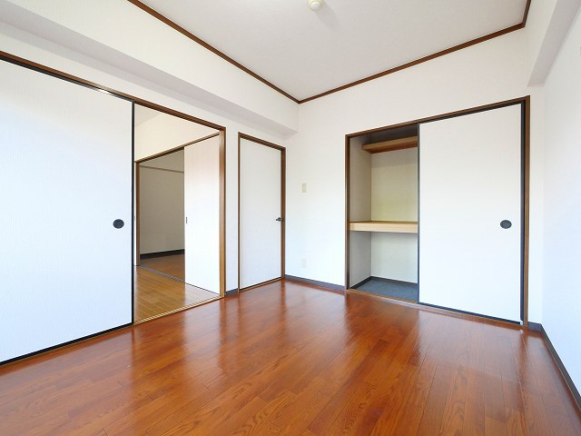 レストパレスの洋室