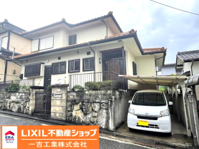 【外観】 | 水明台2丁目中古戸建 | 落ち着いた雰囲気の外観です　屋根付き駐車スペース１台有り　