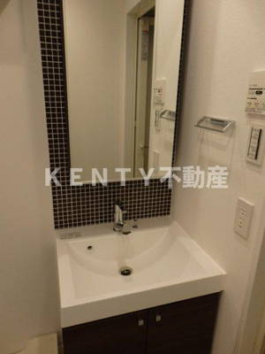 【洗面所】 | ZOOM川崎Second | ゆったりとスペースのある洗面所