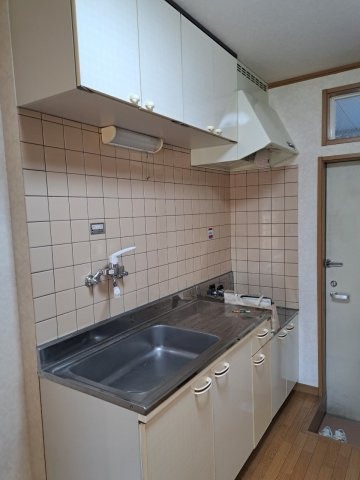 新潟市中央区明石２丁目のアパートのキッチン