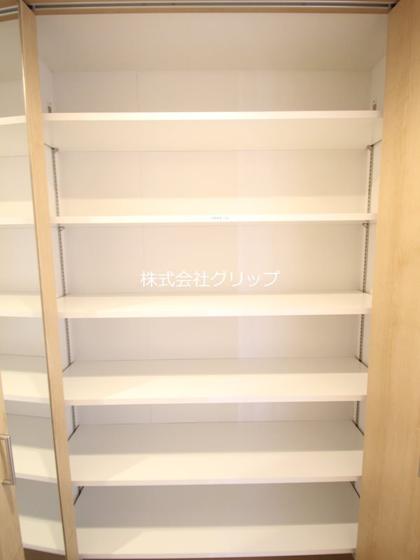 N-flats横浜関内Ⅱの収納