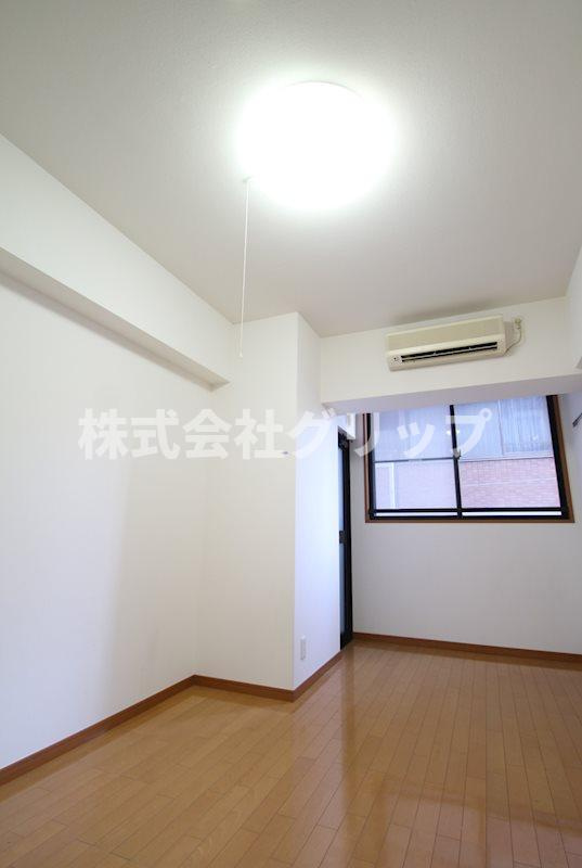 ガラ・シティ横浜西口の寝室