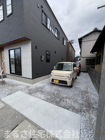 FORLUX吾妻町2の駐車場