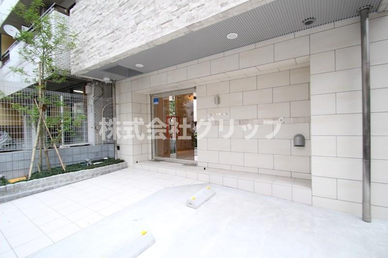 リヴシティ横濱宮元町のエントランス