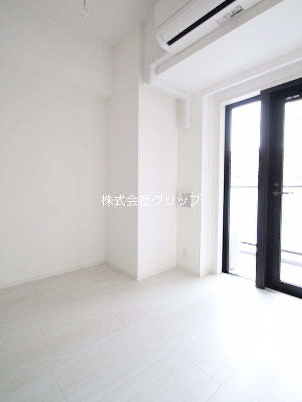 S-RESIDENCE横濱阪東橋の洋室