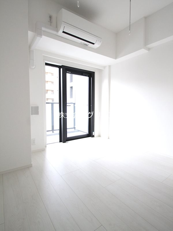 S-RESIDENCE横濱阪東橋の洋室