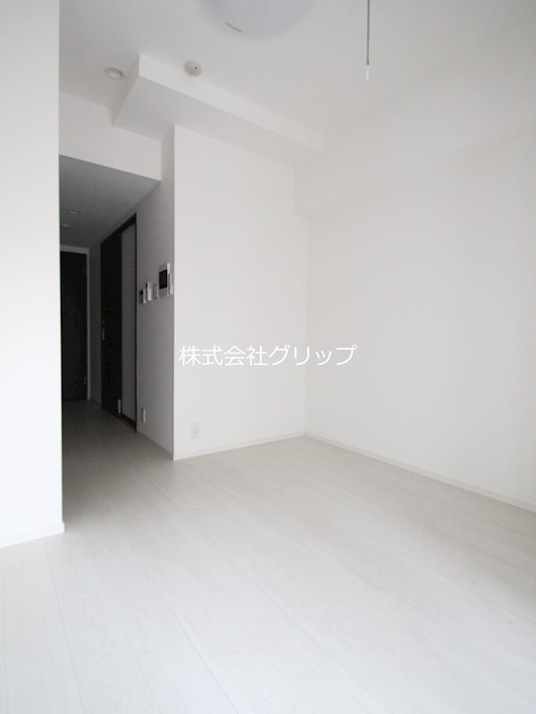 S-RESIDENCE横濱阪東橋の洋室