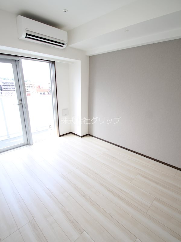 ジェノヴィア阪東橋スカイガーデンの洋室