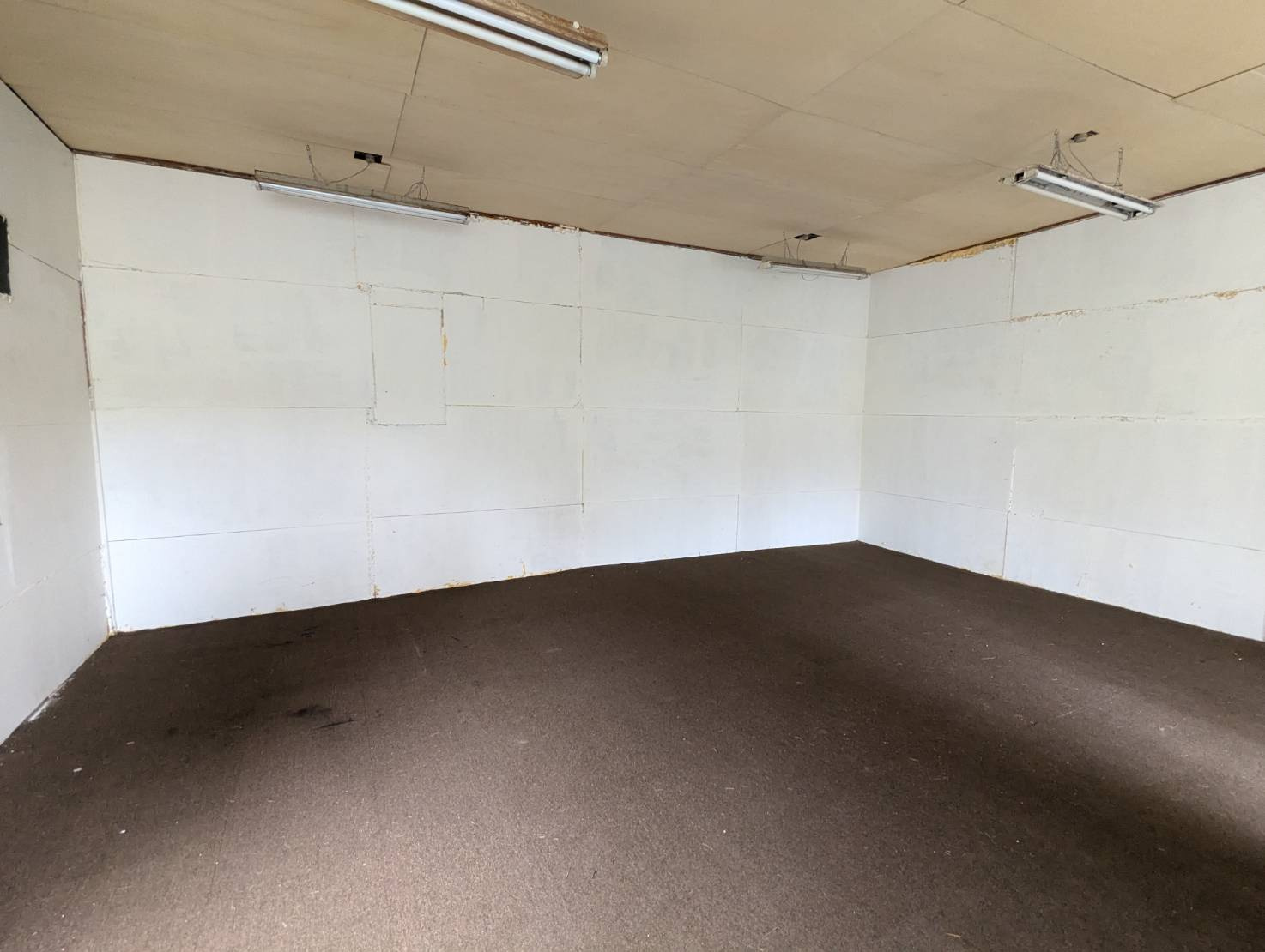 新釧路町14-4貸倉庫の内装