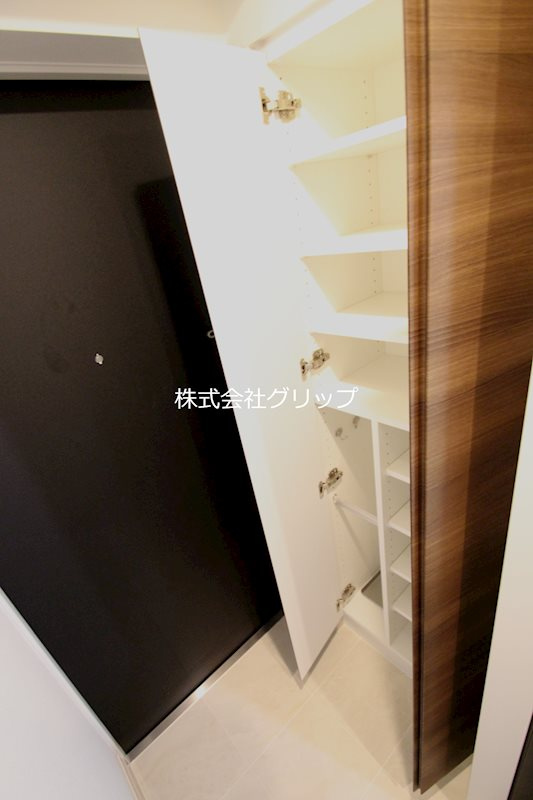 LEXE AZEST横濱関内の収納